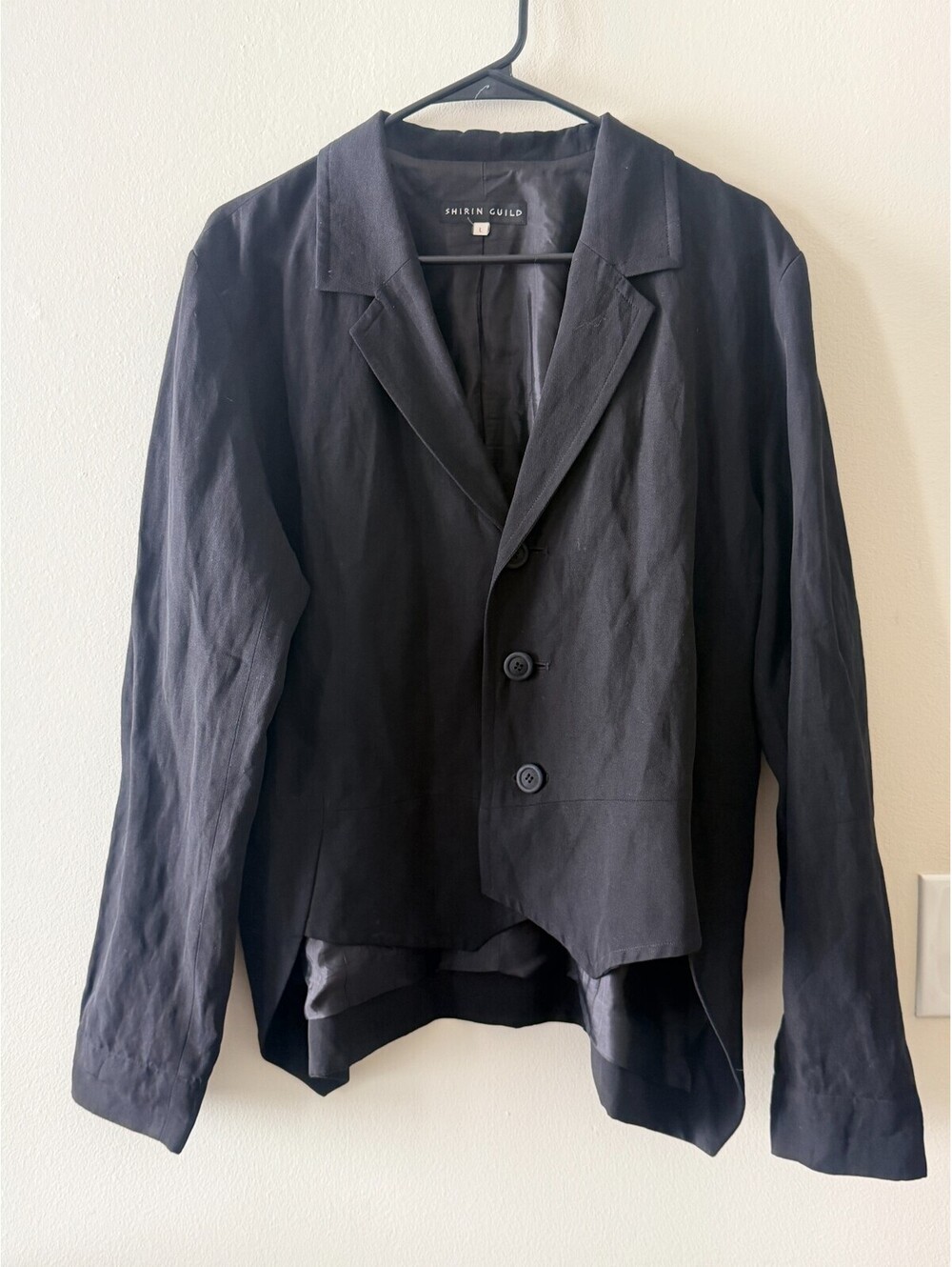 SHIRIN GUILD TIERED TUXEDO BUTTON CLOSURE JACKET LARGE
